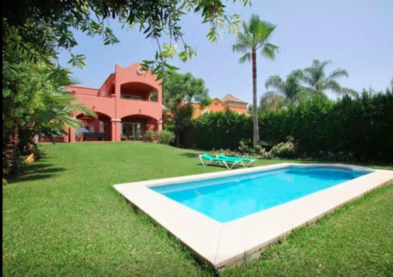 Villa 9 La Alzambra-Puerto Banus Марбеля Екстериор снимка